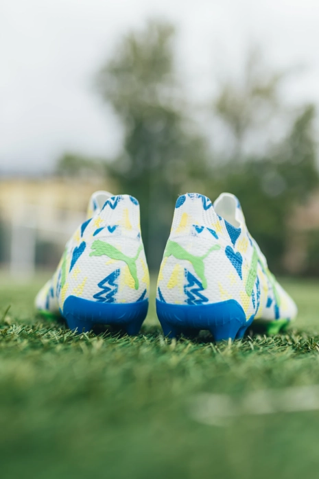 Бутси Puma Future Ultimate Neymar Jr FG/AG - багатобарвний