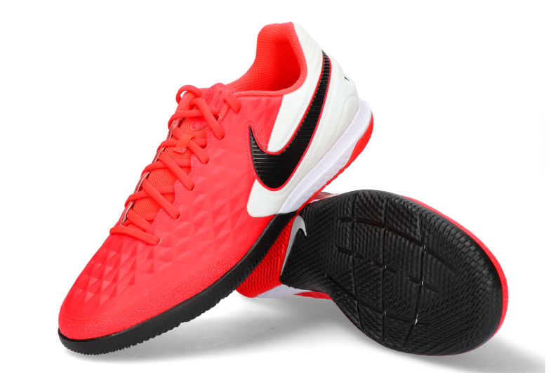 Nike Tiempo Legend 8 Pro SG SoftGround Football Boot.