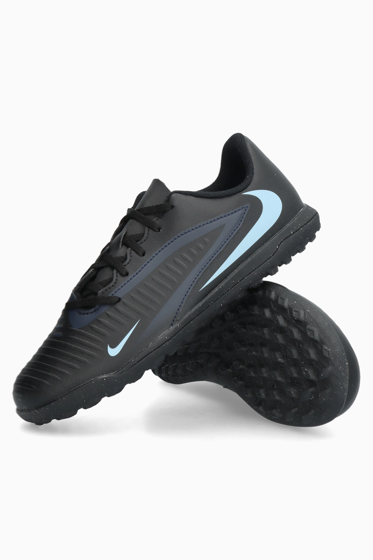Сороконіжки Nike Phantom 6 Low Club TF Junior - чорний