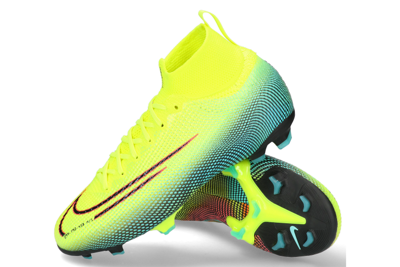 Nike Superfly 7 Pro AG Pro M AT7893 001 football shoes.