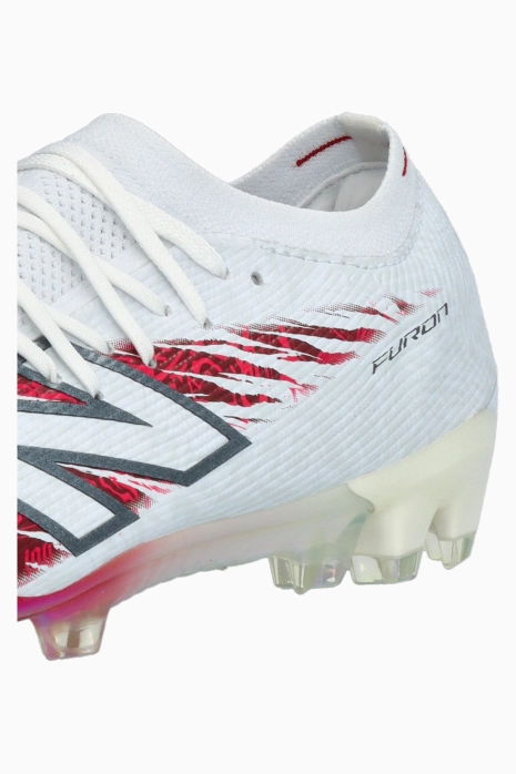 Ghete de fotbal New Balance Furon V8 Elite Bukayo Saka FG - Alb