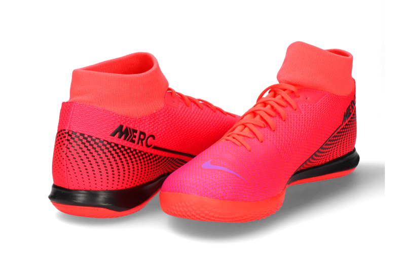 Halowe buty pi karskie Nike Mercurial Superfly 7 Academy IC.