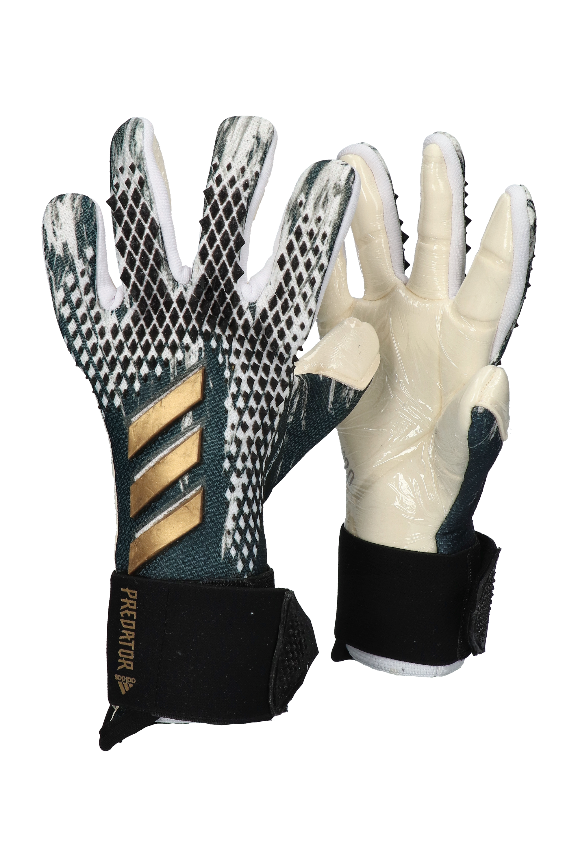 junior goalkeeper gloves adidas