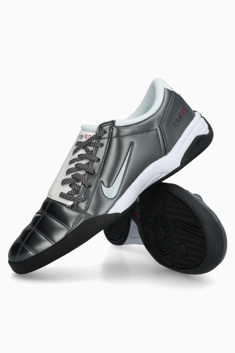 シューズ Nike Total 90 \