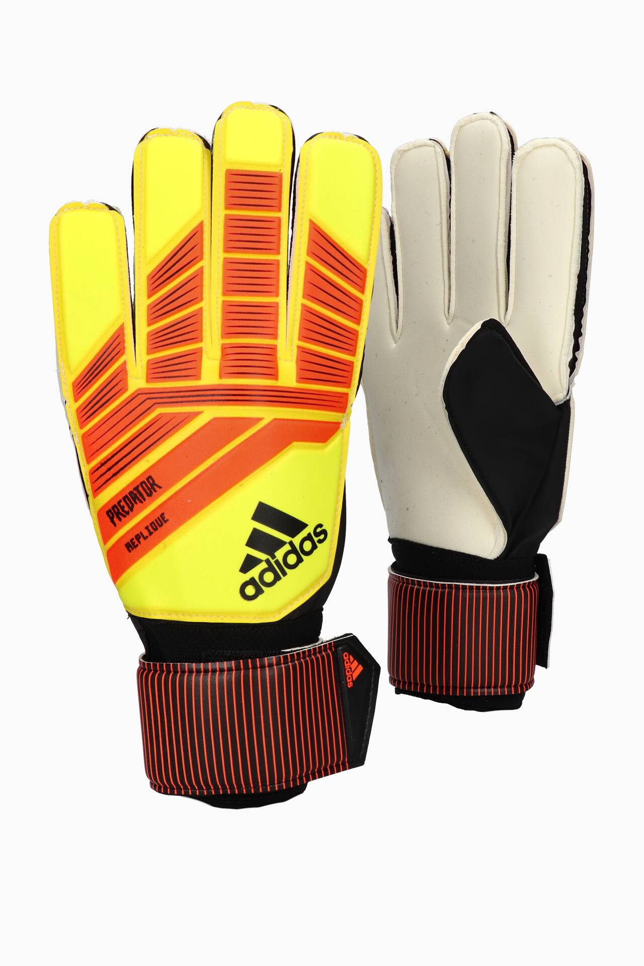 Goalkeeper Gloves adidas Predator | R-GOL.com boots & equipment