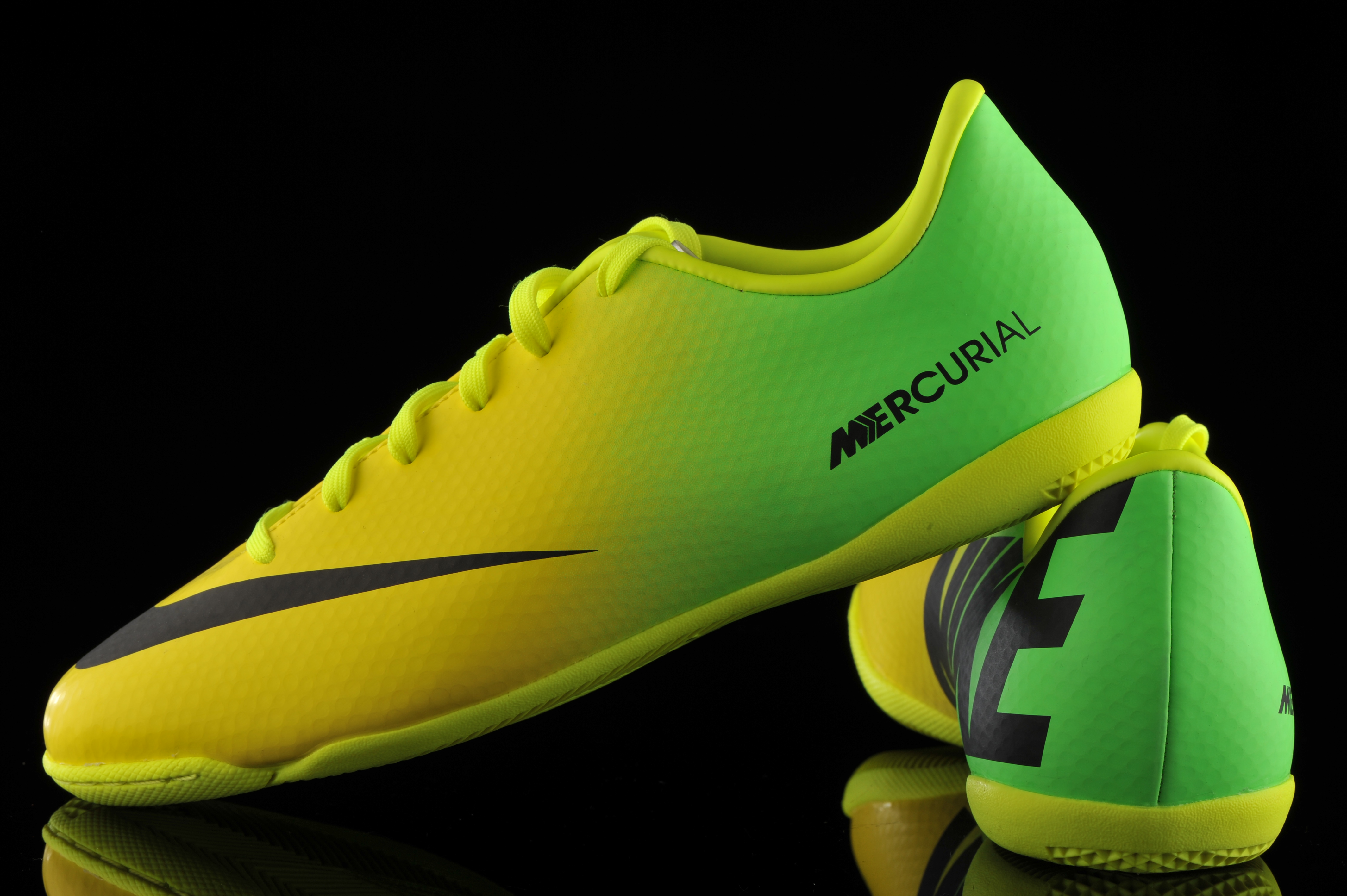 Nike Mercurial Victory IV IC Junior 555646-703 | R-GOL.com - Football boots  \u0026 equipment