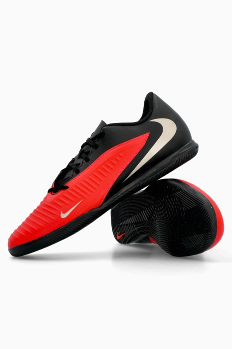 Футзалки Nike Phantom 6 Low Club IC - красный