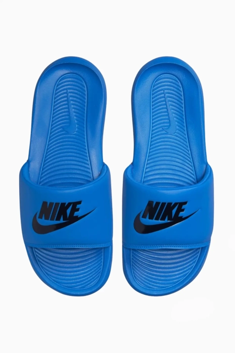 Flip Nike Victori One