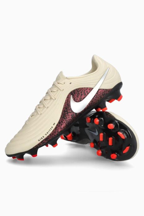 Cleats Nike Tiempo Maestro Academy FG/MG - Beige