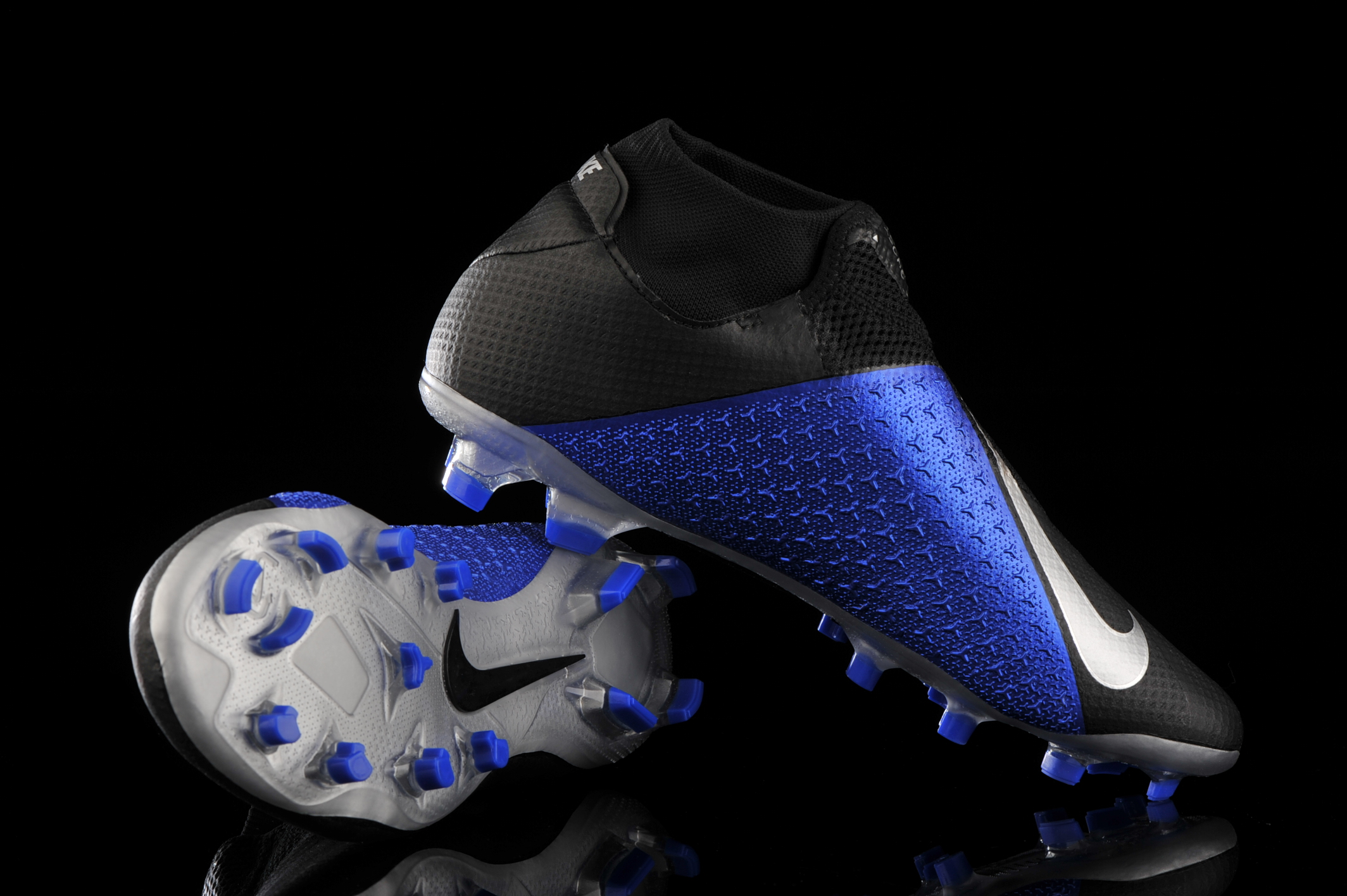 Nike Phantom VSN Pro FG - Football boots & equipment