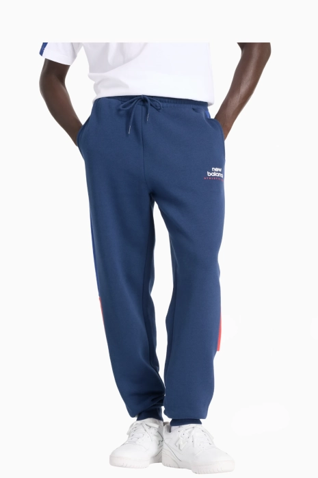 New Balance Classics Fleece Jogger Hose - Navy blau