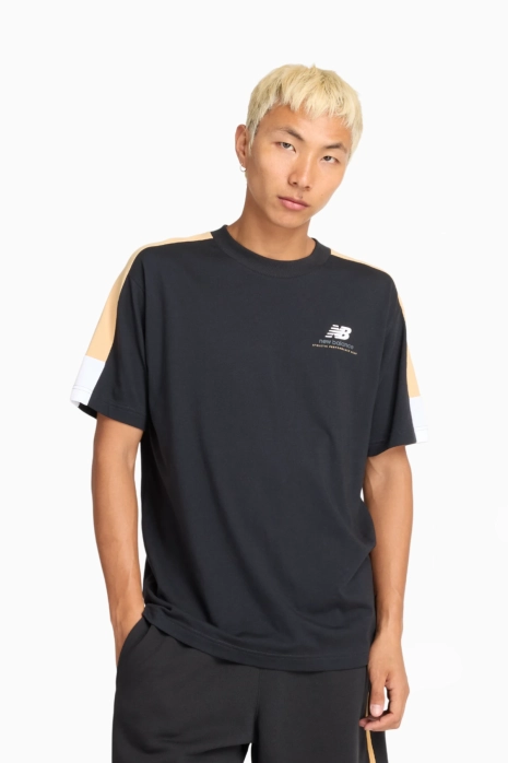 Camiseta New Balance Classics Graphic - Negro