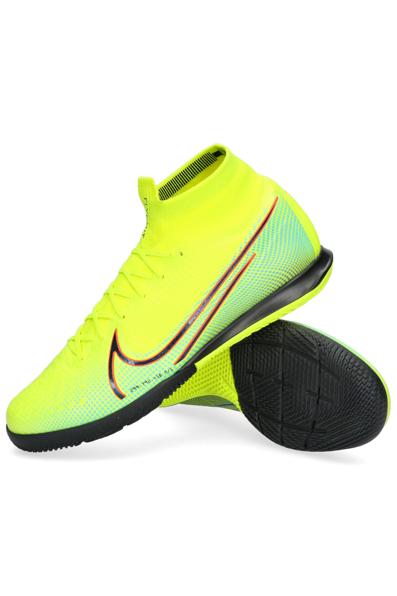 Nike Mercurial Superfly VI Elite AG Pro Football Boots White.