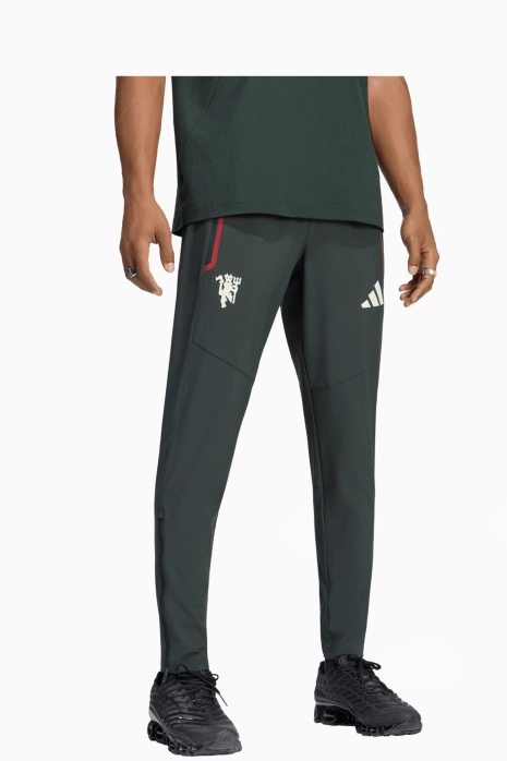 Спортно долнище adidas Manchester United 26/27 Tiro Tech - зелено