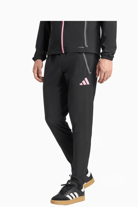 Nohavice adidas Juventus FC 25/26 Competition Vis Tech Travel - čierna