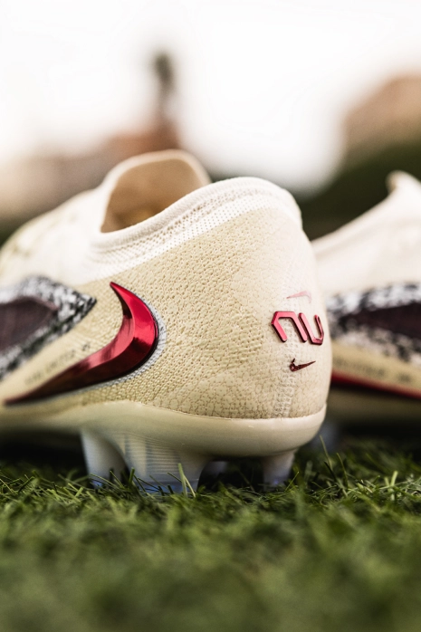Бутси Nike Phantom 6 Low Elite FG | Футбольне взуття, тренувальний