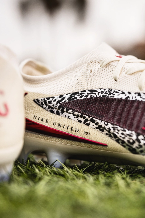 Бутси Nike Phantom 6 Low Elite FG | Футбольне взуття, тренувальний