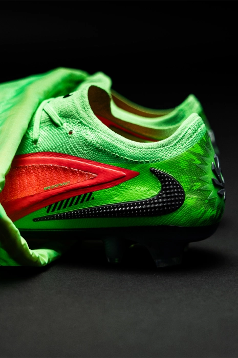 Ghete de fotbal Nike Phantom 6 Low Elite Erling Haaland FG