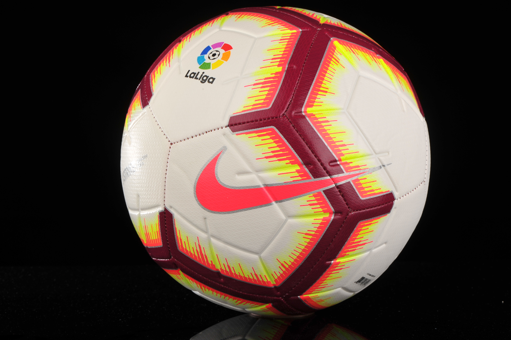 Ball Nike Strike La Liga SC3313-100 size 5 | R-GOL.com - Football boots \u0026  equipment