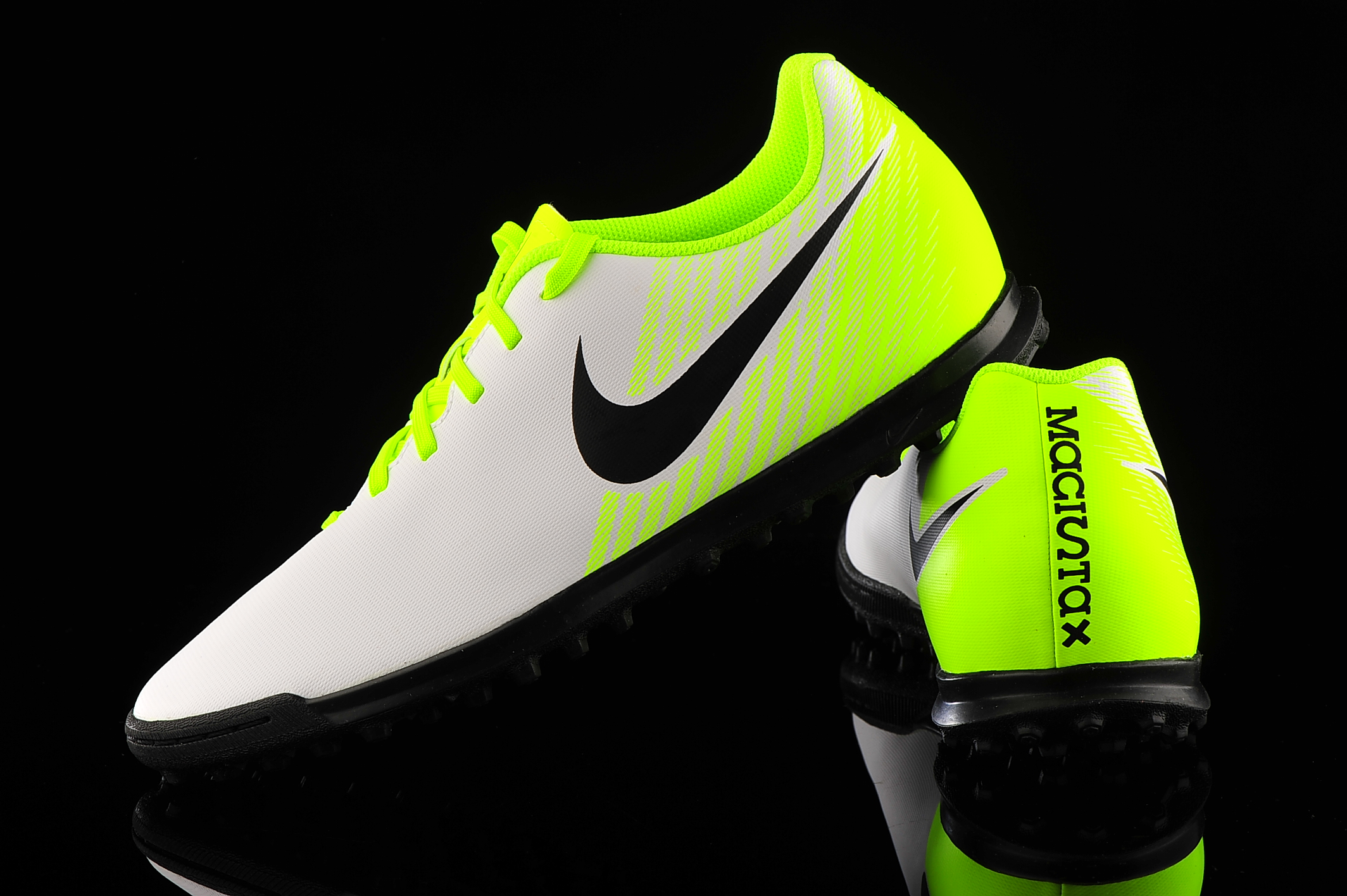 Nike MagistaX Ola II TF 844408-107 | R-GOL.com - Football boots &