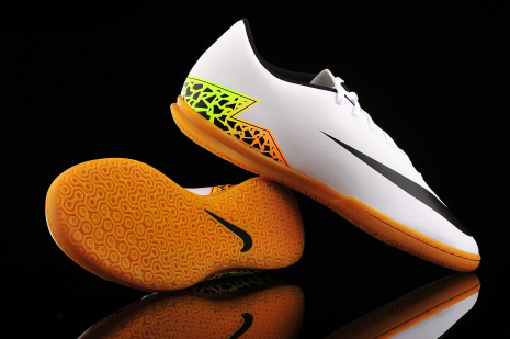 Nike hypervenom phade hotsell iii indoor soccer shoes