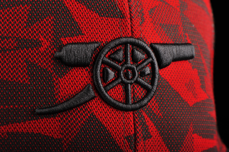 Puma deals arsenal cap