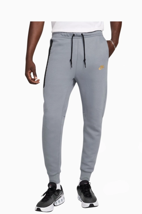 Hlače Nike Sportswear Tech Fleece - Siva