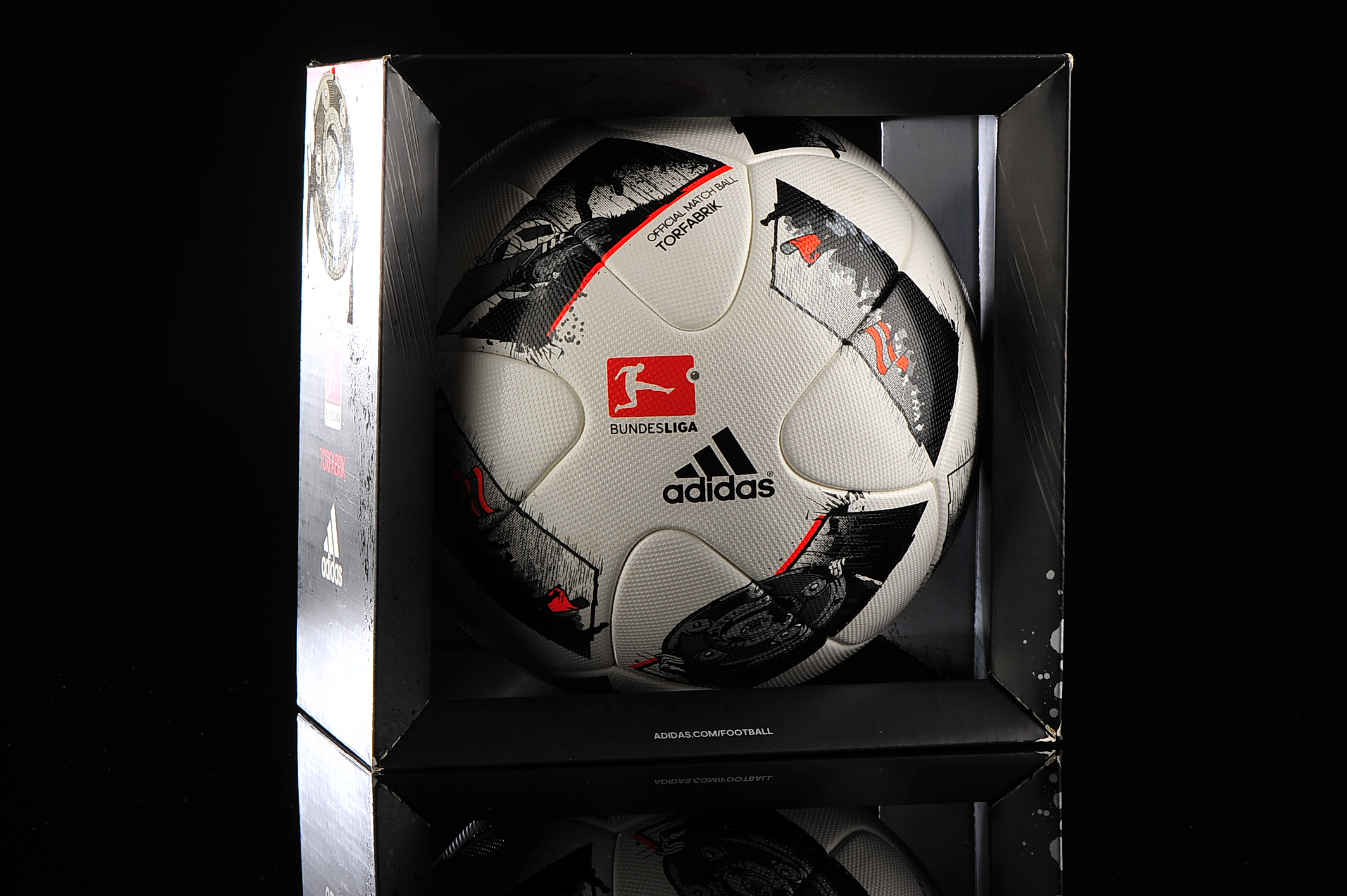 Ball adidas Torfabrik Bundesliga DFL OMB AO4831 size | R-GOL.com - Football boots & equipment