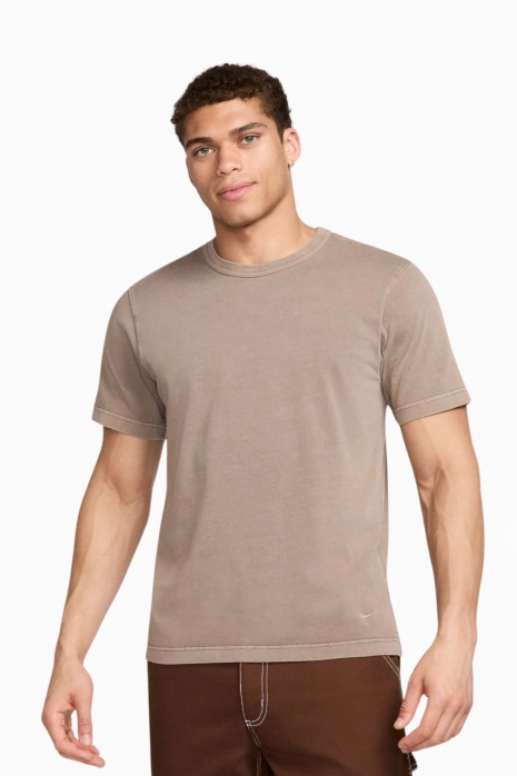 Camiseta Nike Life - Marrón | Botas de fútbol, equipamiento y ...