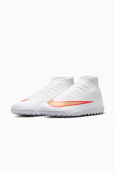 Сороконожки Nike Mercurial Superfly 11 Club TF - белый