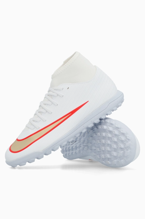 Сороконіжки Nike Mercurial Superfly 11 Club TF - Білий