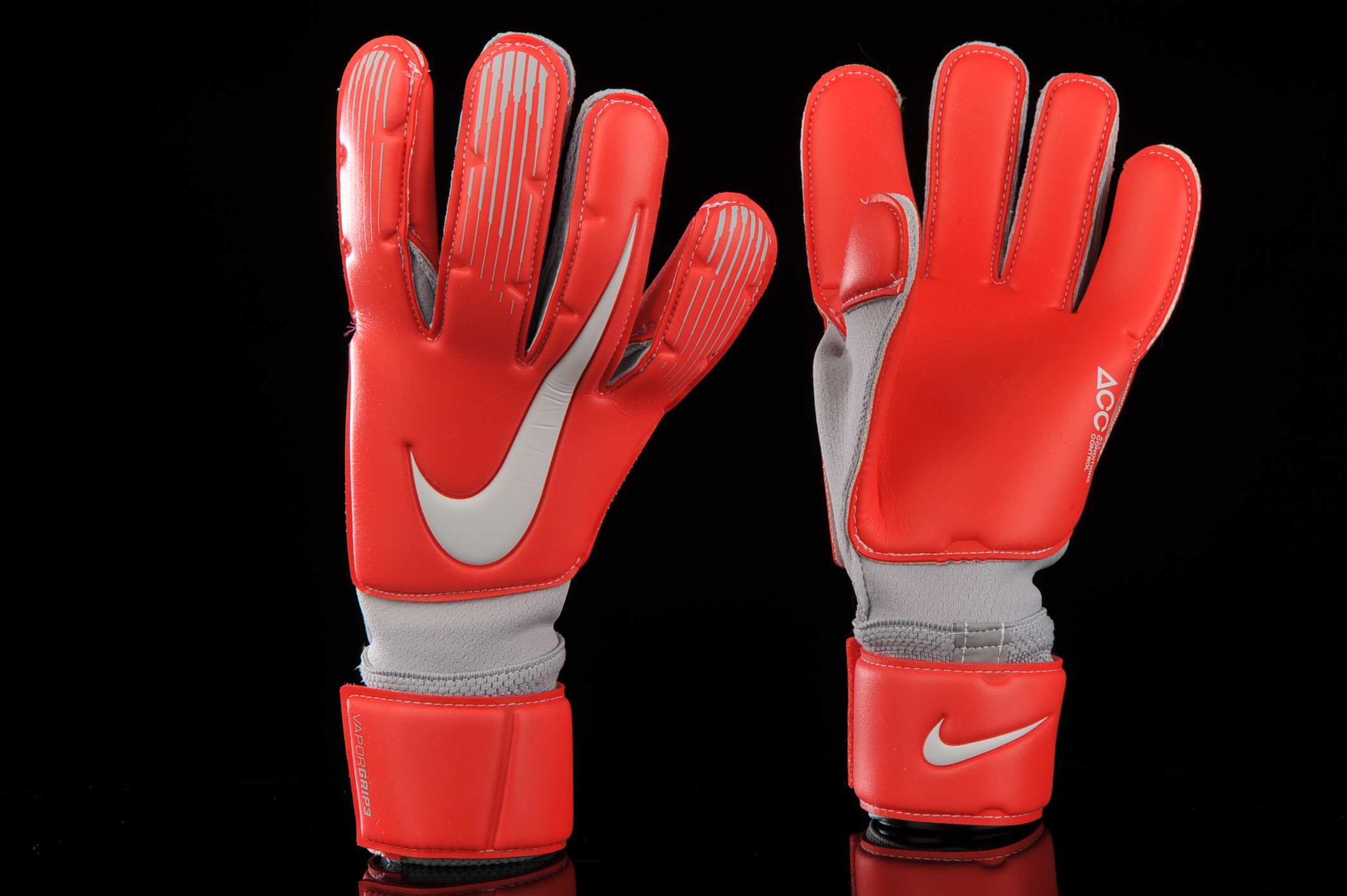 Goalkeeper Gloves Nike Vapor Grip 3 
