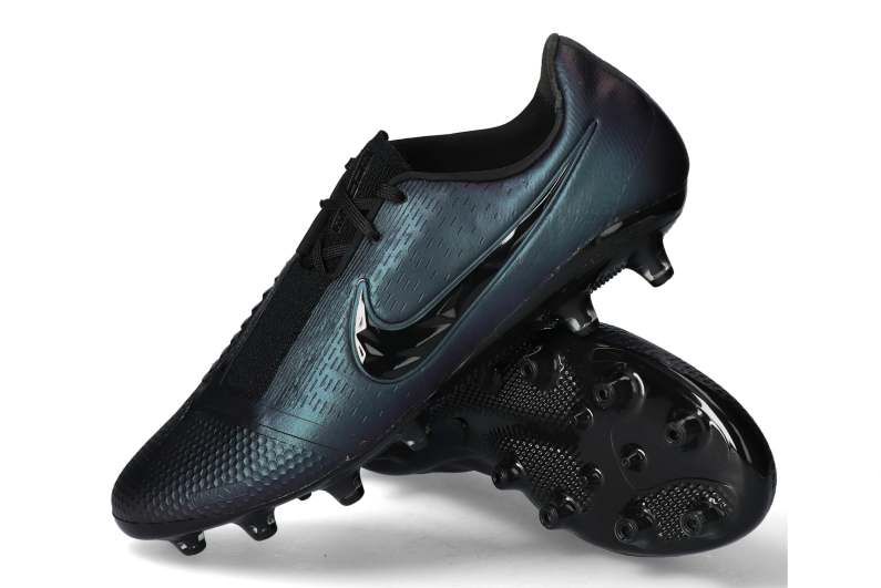 BNIB Nike Phantom VNM Elite FG Football Boots. Size UK 9.5 .