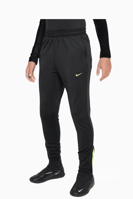 Nadrág Nike Dri-FIT Strike 24 Gyerek - Fekete