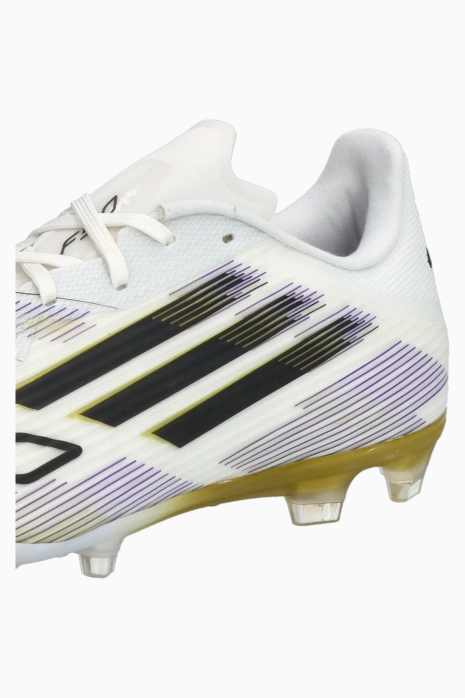 Ghete de fotbal adidas F50 League FG/MG - Alb | Magazin de fotbal