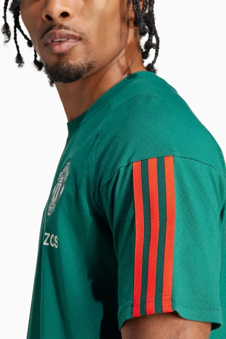 Футболка adidas Manchester United 23/24 Training Tee - зеленый