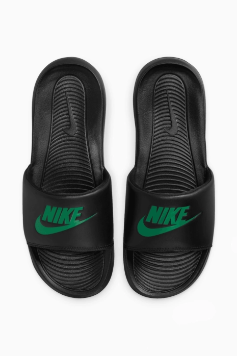 Šľapky Nike Victori One - čierna