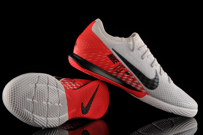 Nike Mercurial Vapor 13 Soleplate Soccer Cleats 101