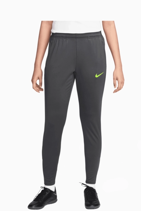 Duge Hlače Nike Dri-FIT Strike Ženske - Siva