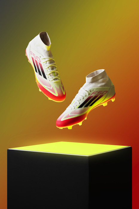 Ghete de fotbal adidas F50 Elite Mid FG pentru femei - Alb