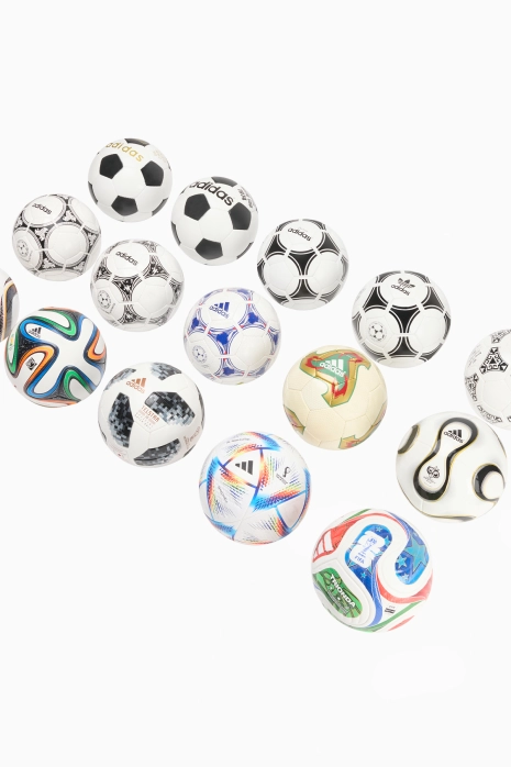 Set de mingi adidas FIFA World Cup™ Historical Pro dimensiunea 5