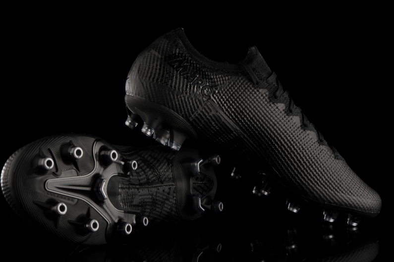 Nike Unisex Adults 'Vapor 13 Elite Ag pro Football Boots.
