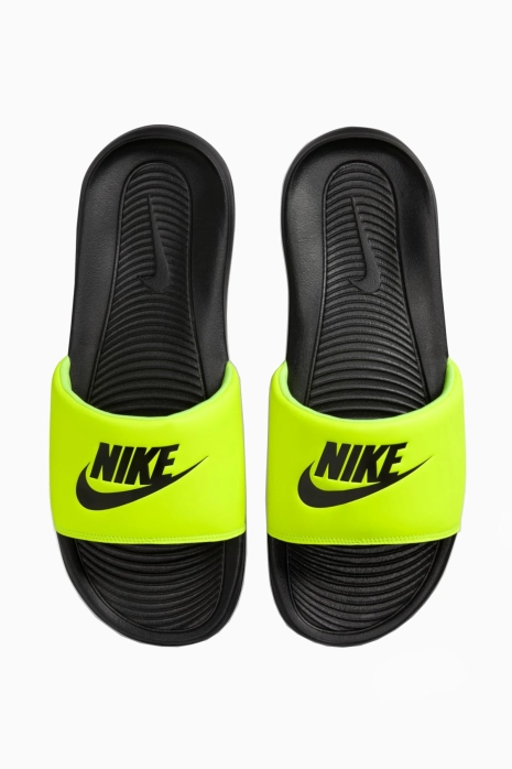 Flip Nike Victori One