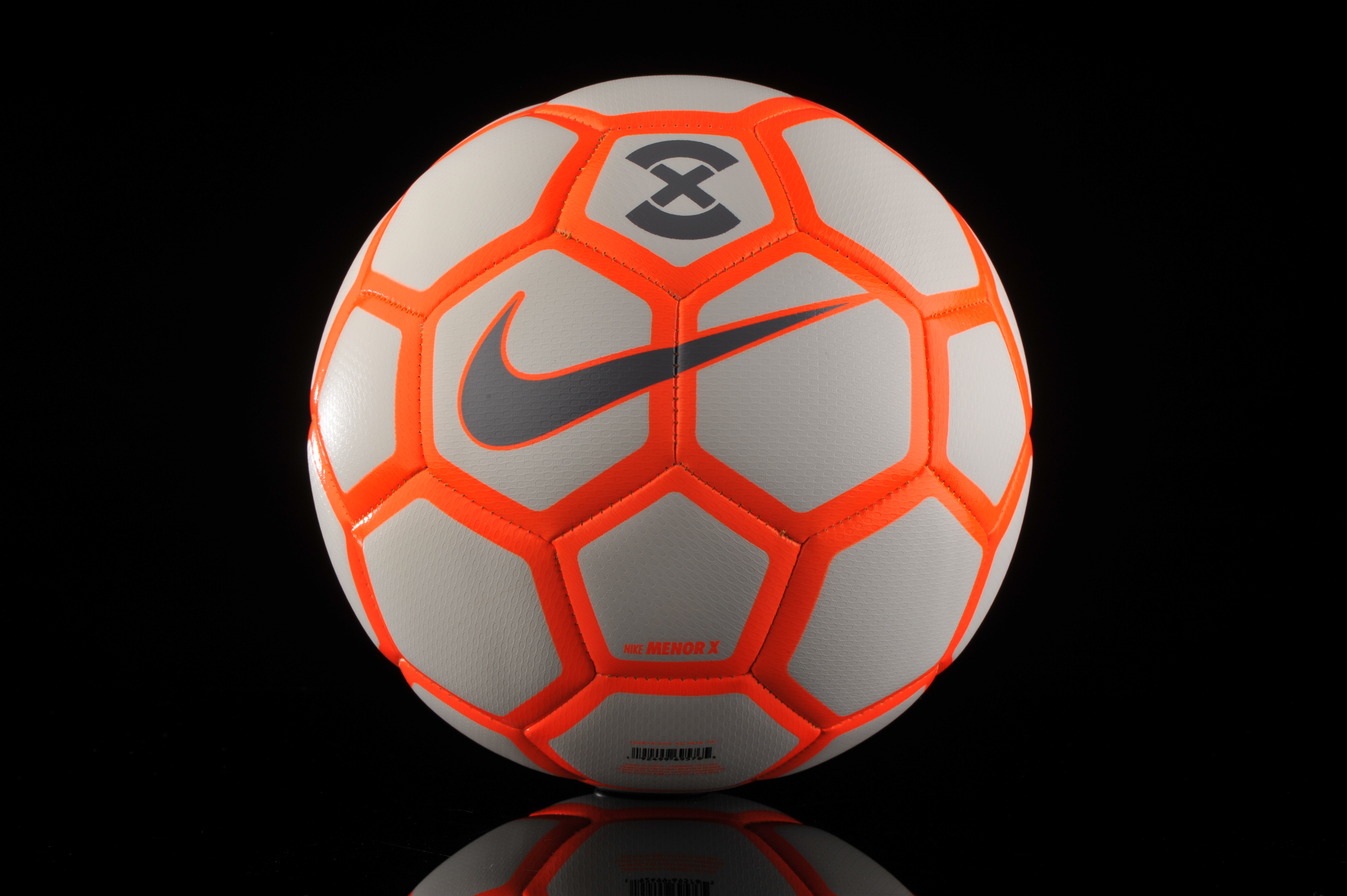 Весы мячи футбола. Мяч Nike Strike 5. Nike menor x Pro мяч мини футбол. Nike Strike x. Nike Strike 3 размер.