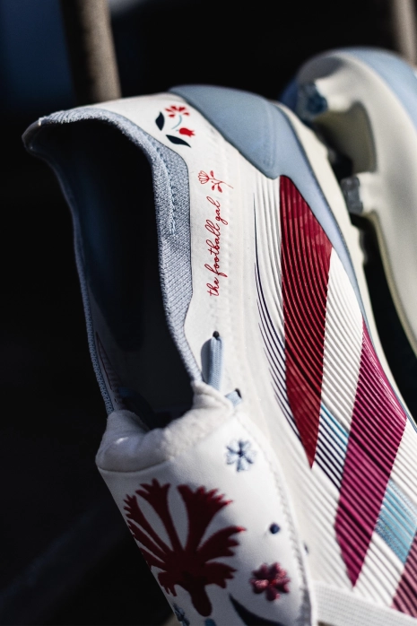 Cleats adidas Predator Elite The Football Gal FT FG - White | R