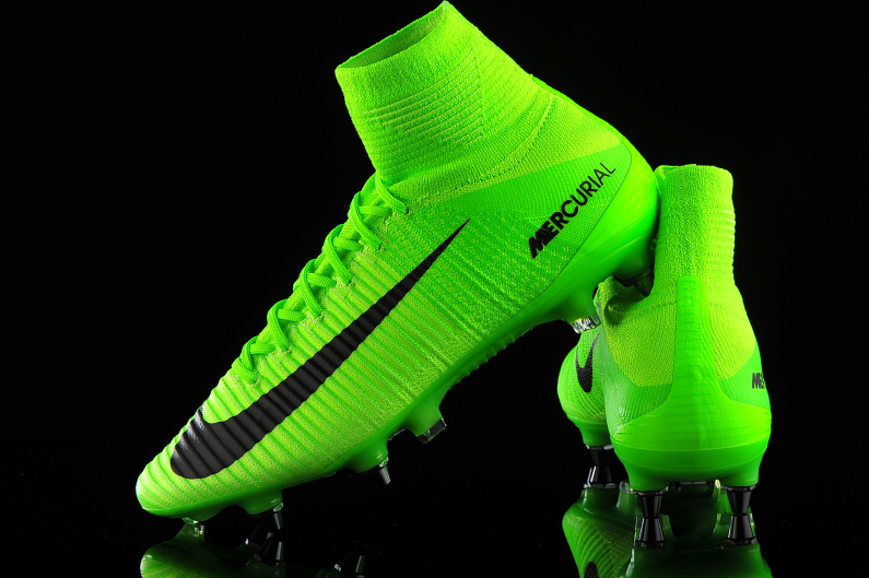 Nike Mercurial Superfly SG-PRO 831956 