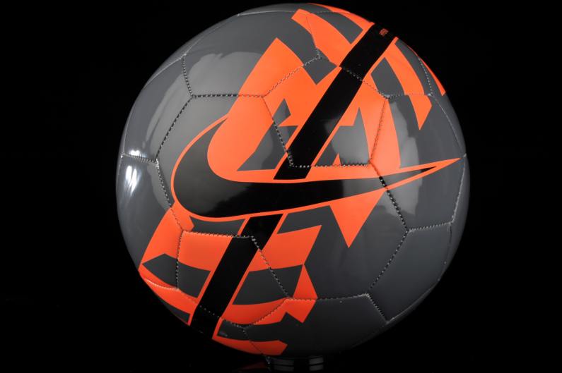 Ball Nike React SC2736-011 size 5 | R 