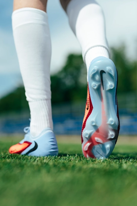 Бутси Nike Phantom 6 Low Elite FG | Футбольне взуття, тренувальний