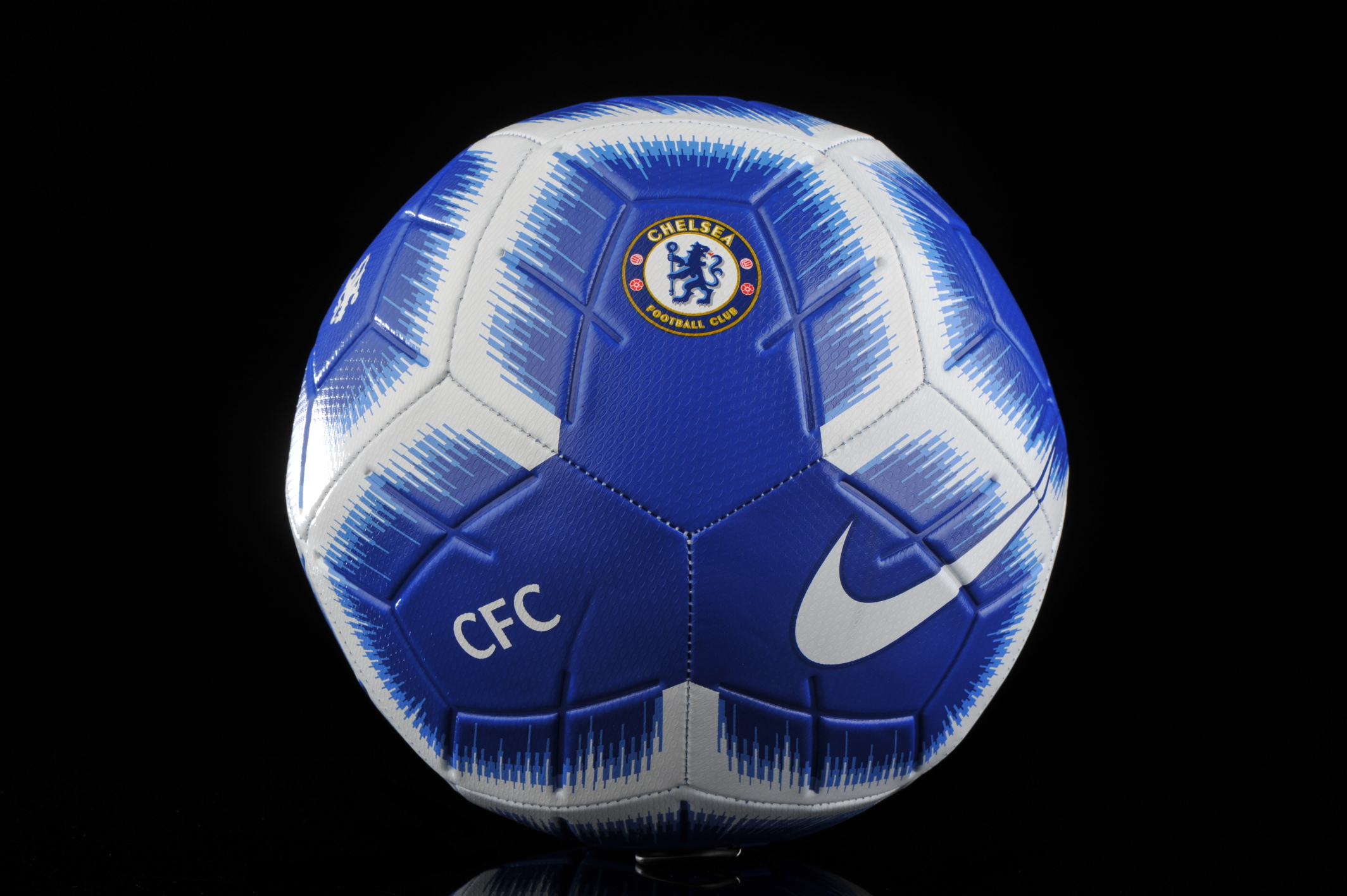 nike chelsea ball