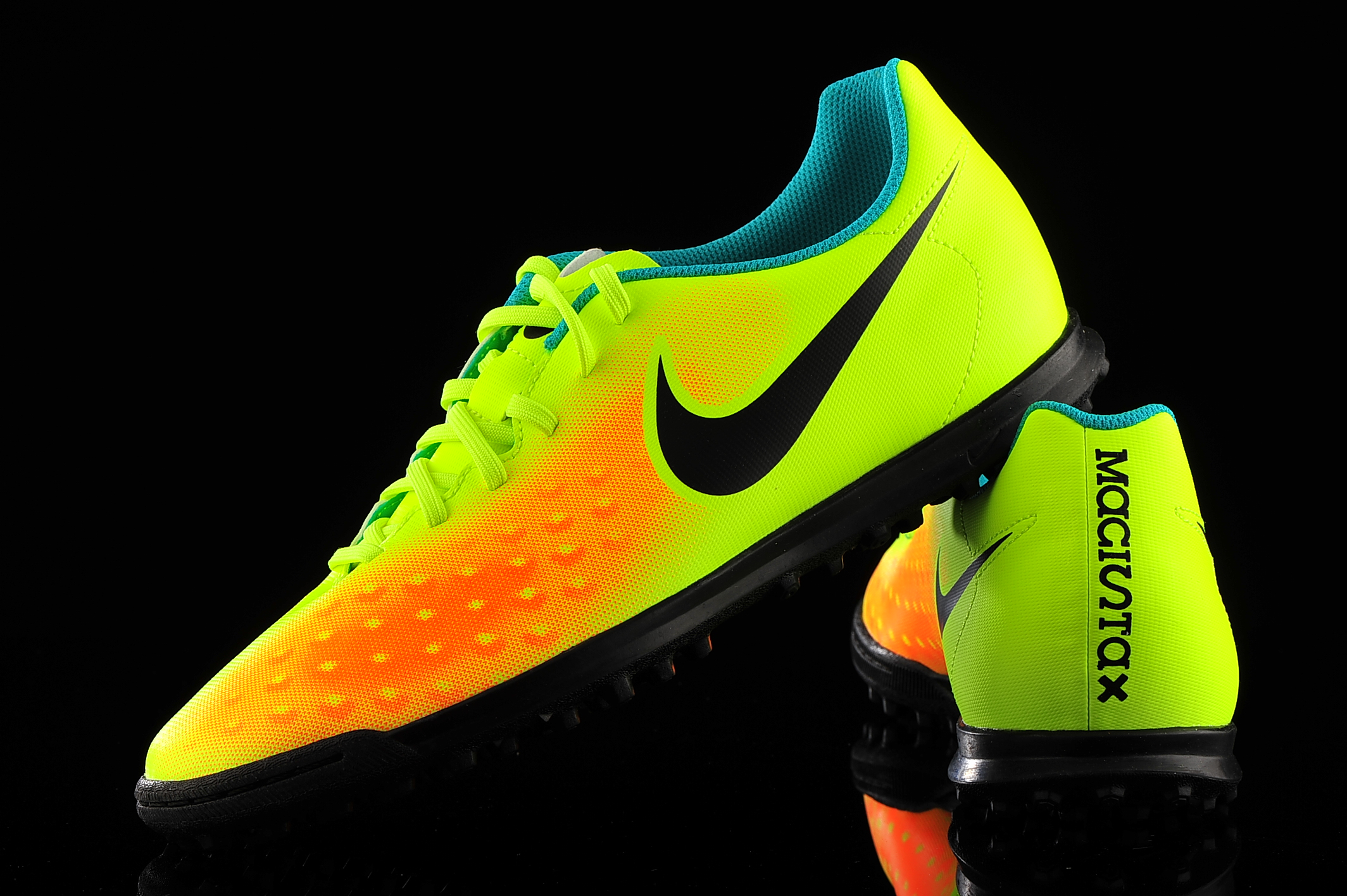 Nike Magista Ola II TF 844408-708 | R-GOL.com Football boots &